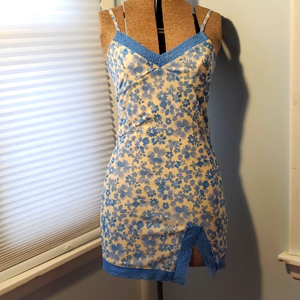 Floral Blue and White Women's Dress